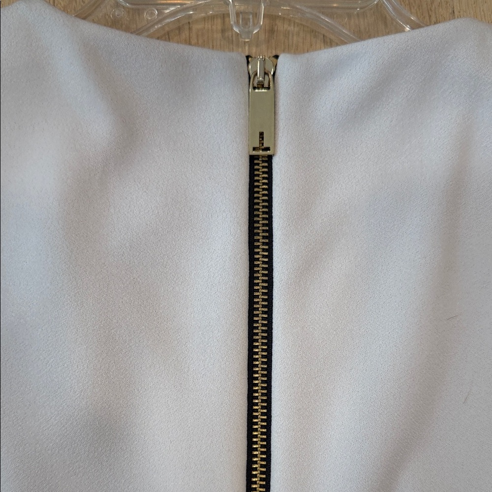 Ted Baker London Classic White and Black Fitted Midi Dress - Picture 7 of 11